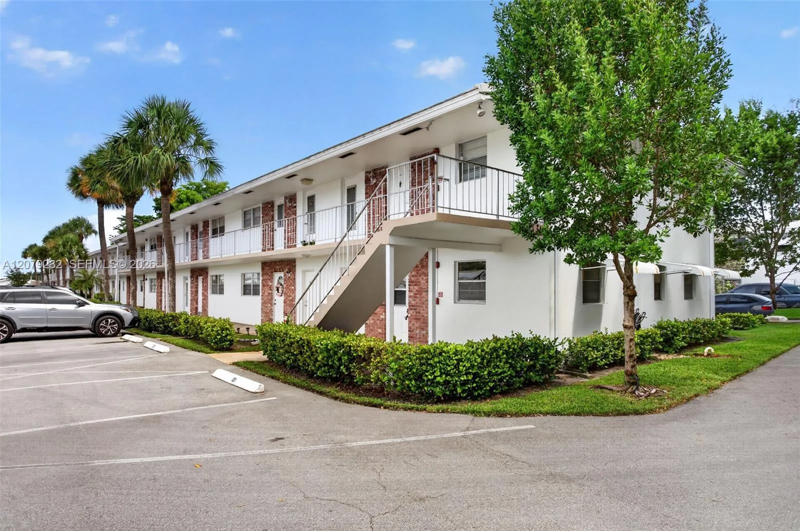 2551 W Golf Blvd # 101, Pompano Beach, FL 33064