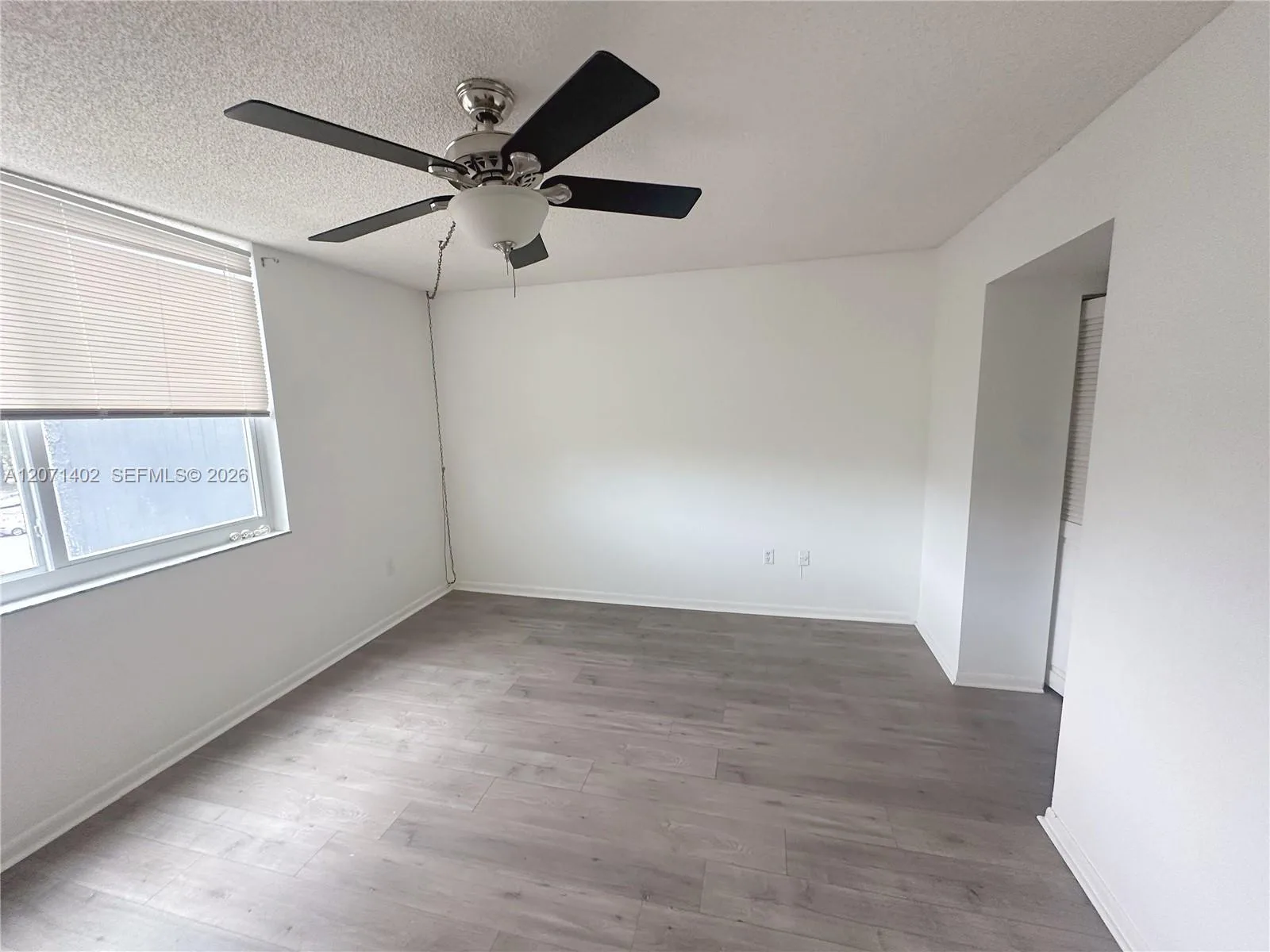 919 Hillcrest Dr # 407, Hollywood, FL 33021 photo 9