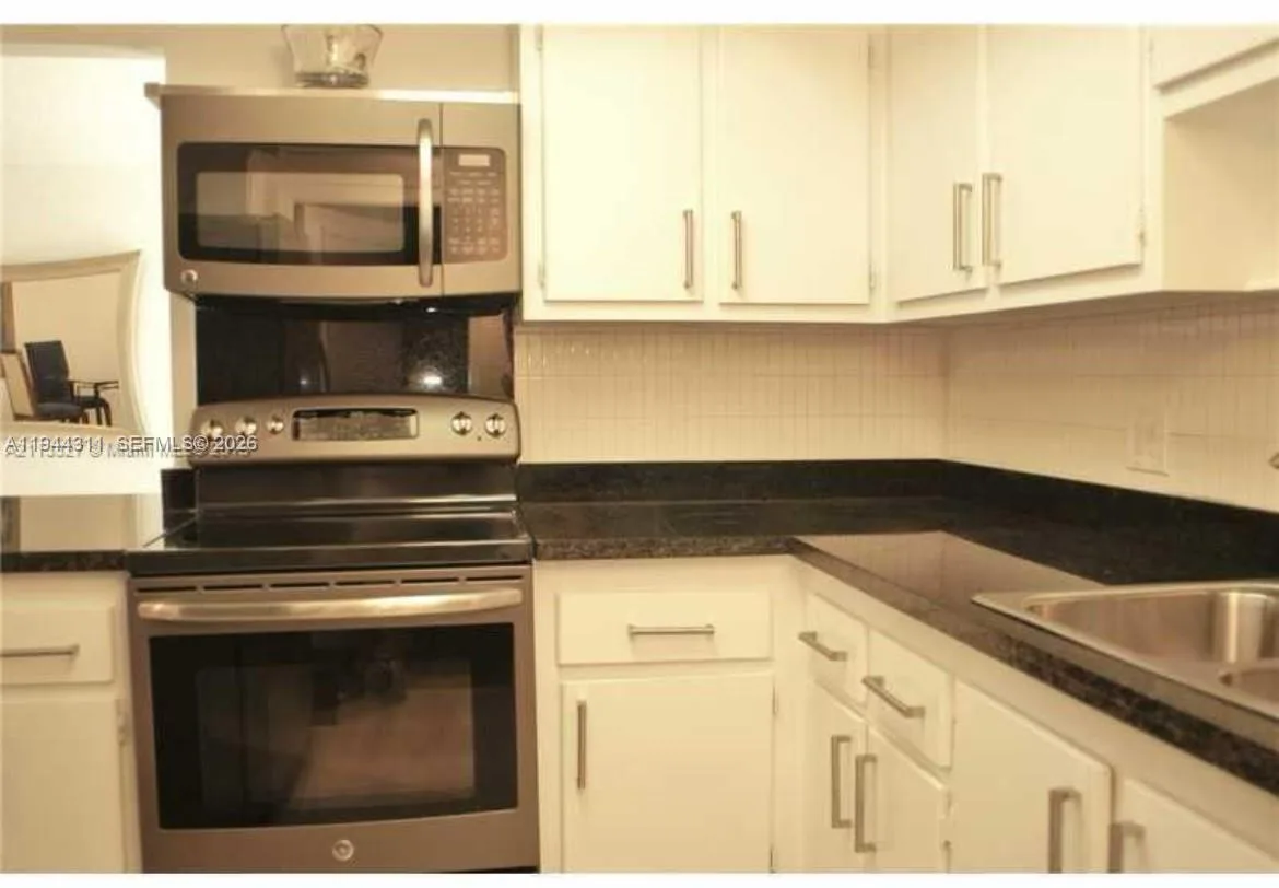 2451 SW 82nd Ave # 106, Davie, FL 33324 photo 4