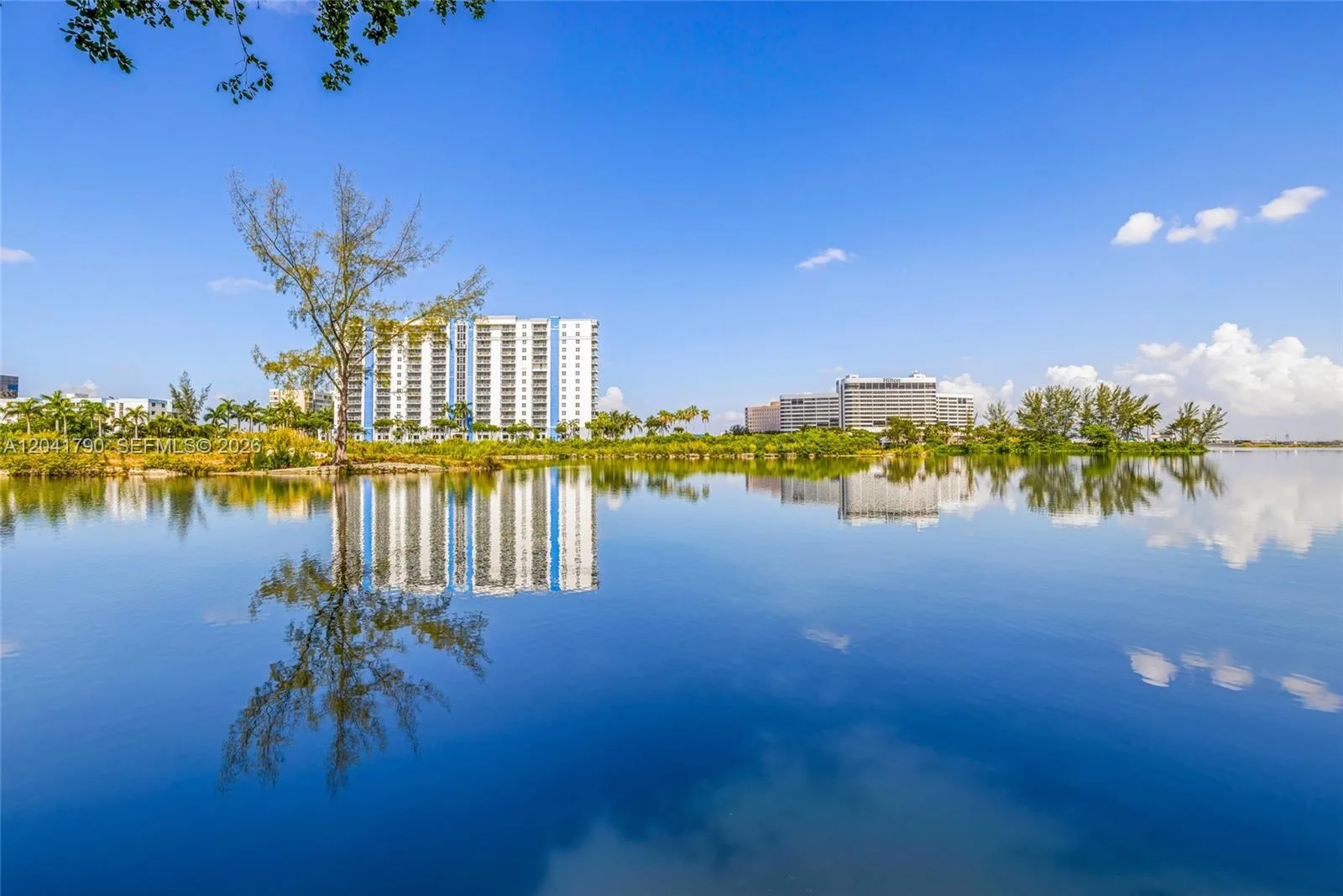 4805 NW 7th St # 302-15, Miami, FL 33126
