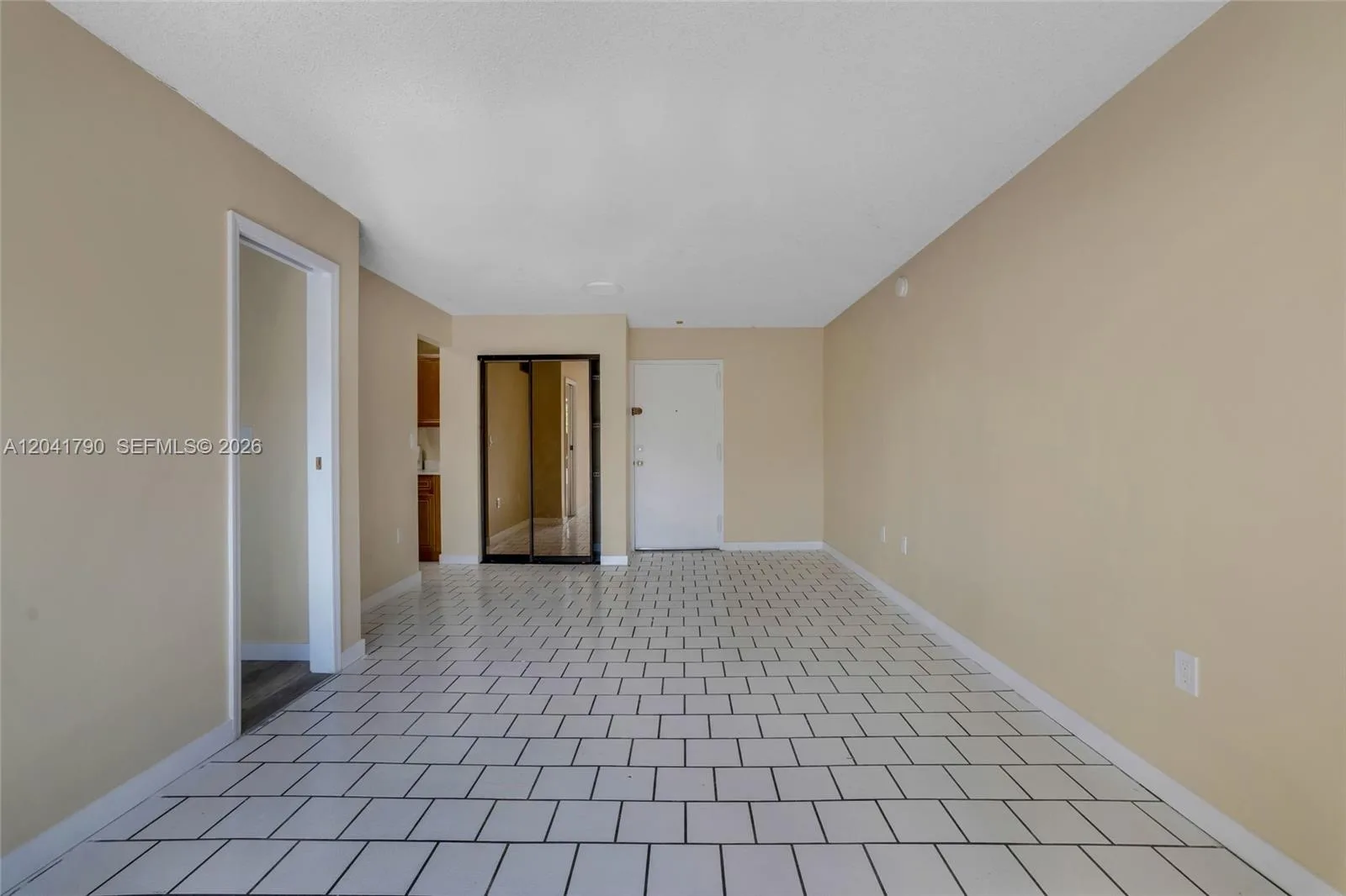 4805 NW 7th St # 302-15, Miami, FL 33126 photo 11