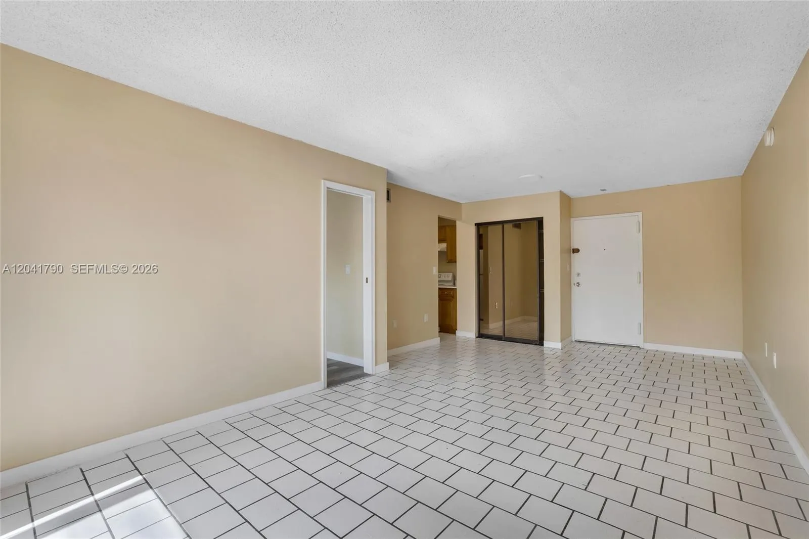 4805 NW 7th St # 302-15, Miami, FL 33126 photo 12