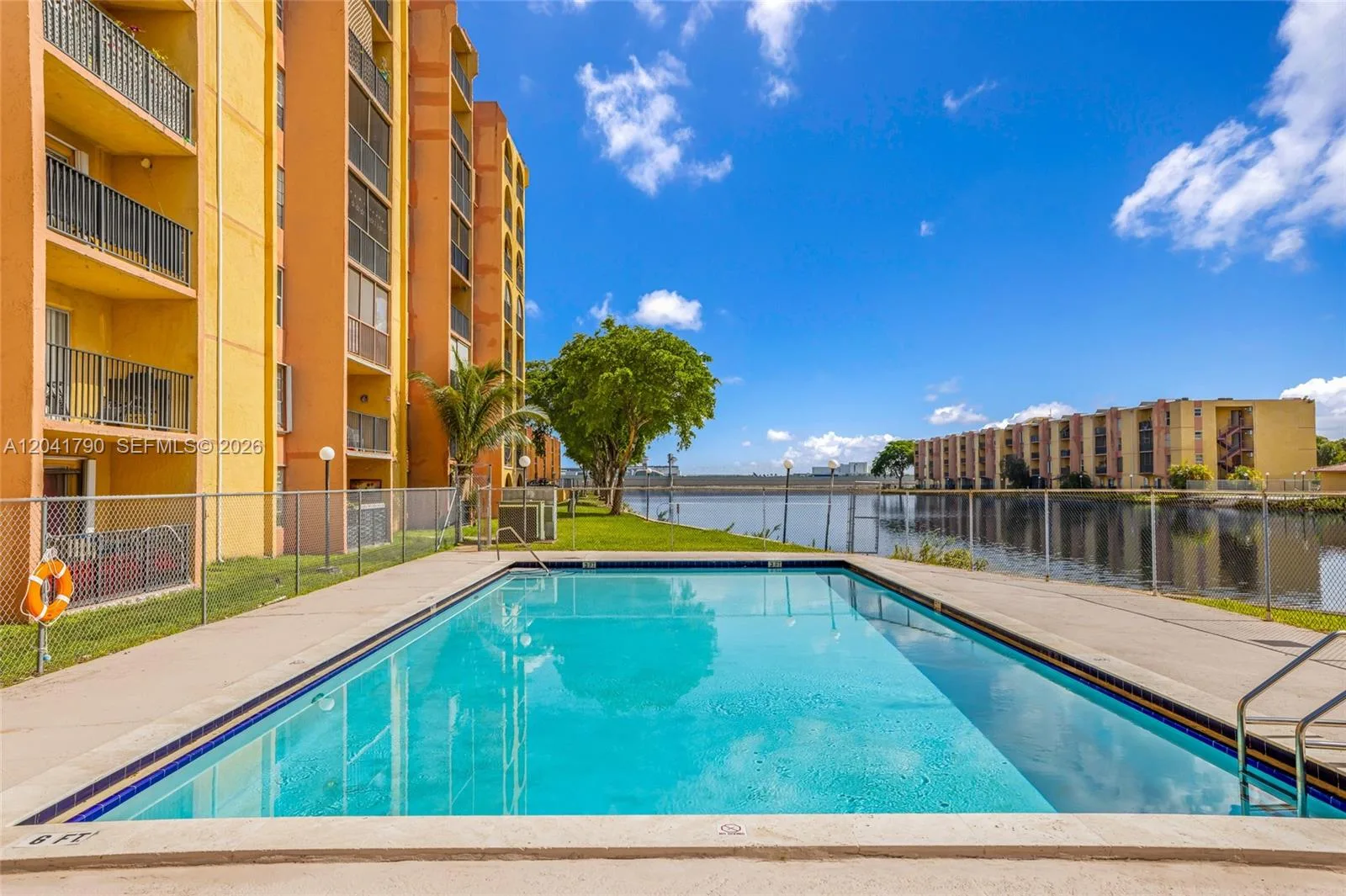 4805 NW 7th St # 302-15, Miami, FL 33126 photo 3