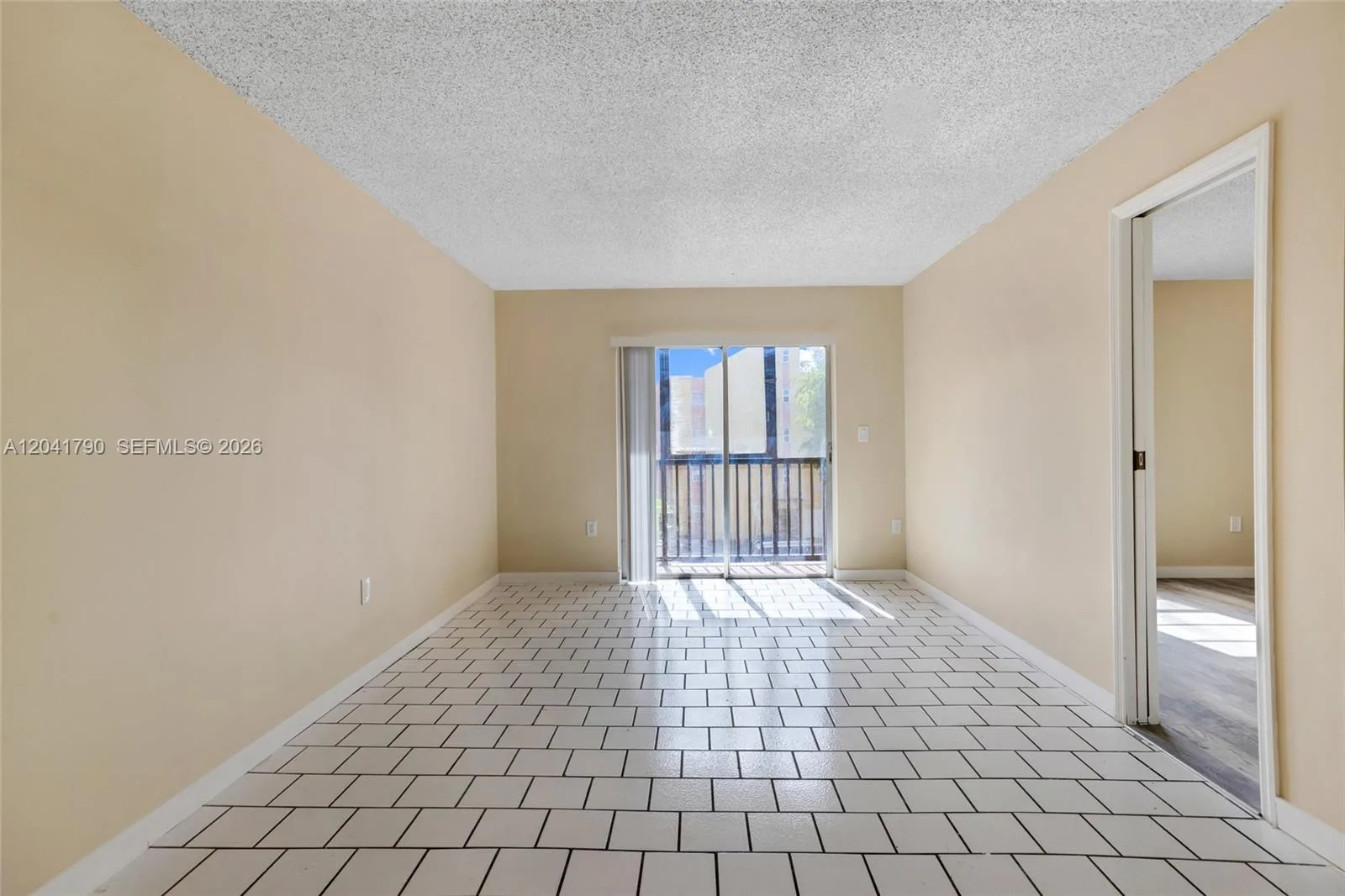 4805 NW 7th St # 302-15, Miami, FL 33126 photo 6