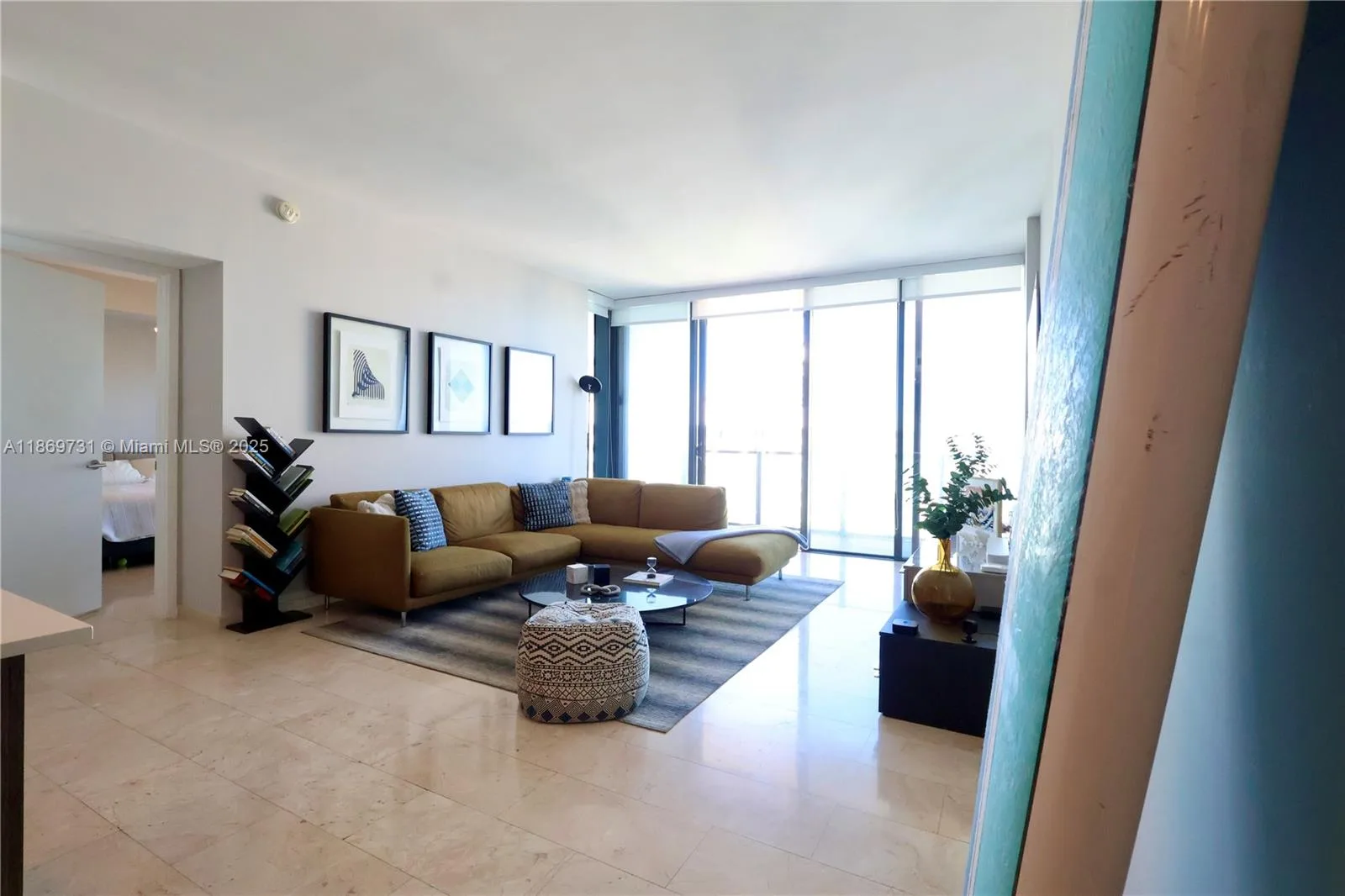 68 SE 6th St # 3607, Miami, FL 33131 photo 6
