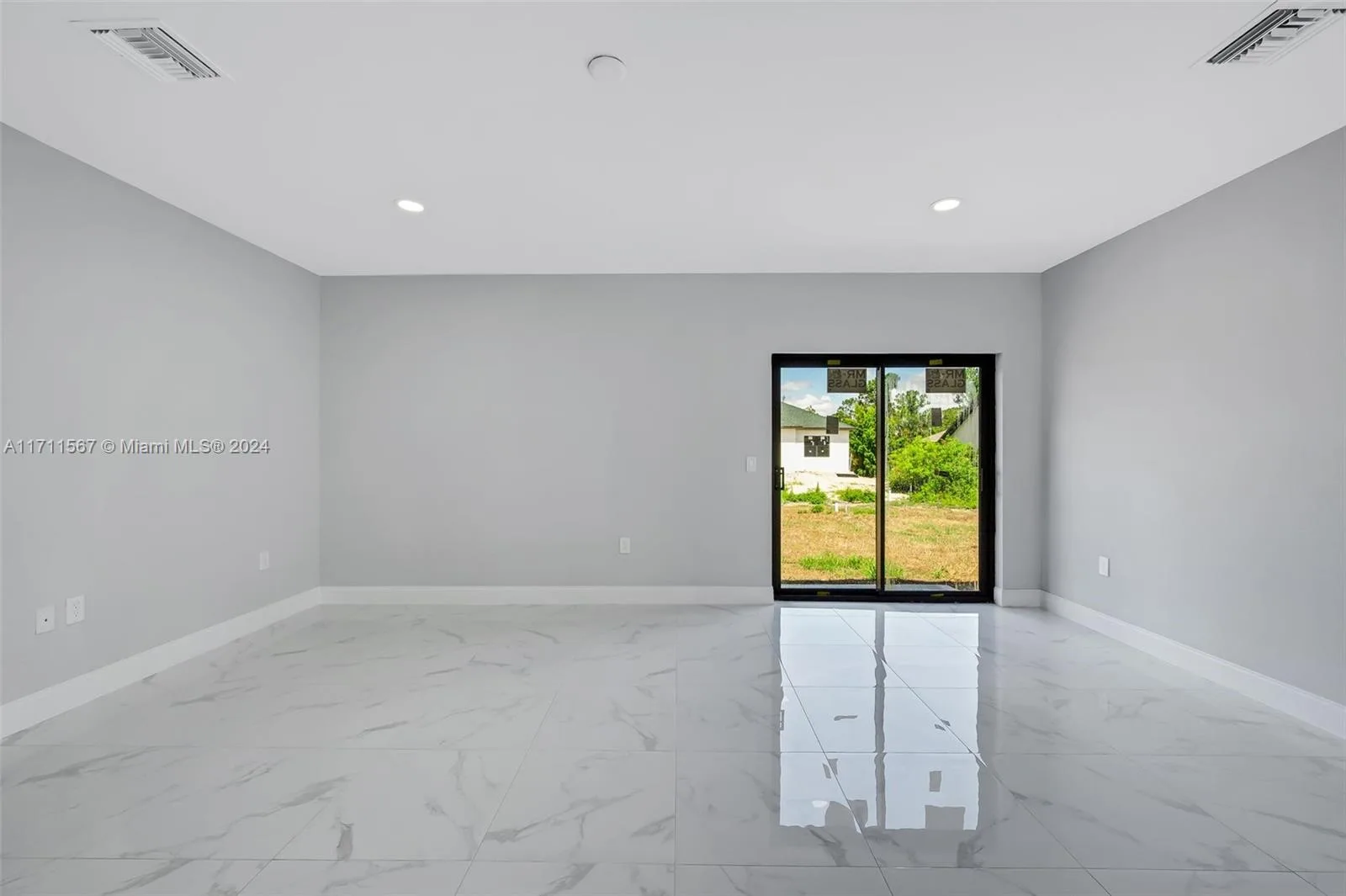 625 Flamingo, Lehigh Acres, FL 33974 photo 3