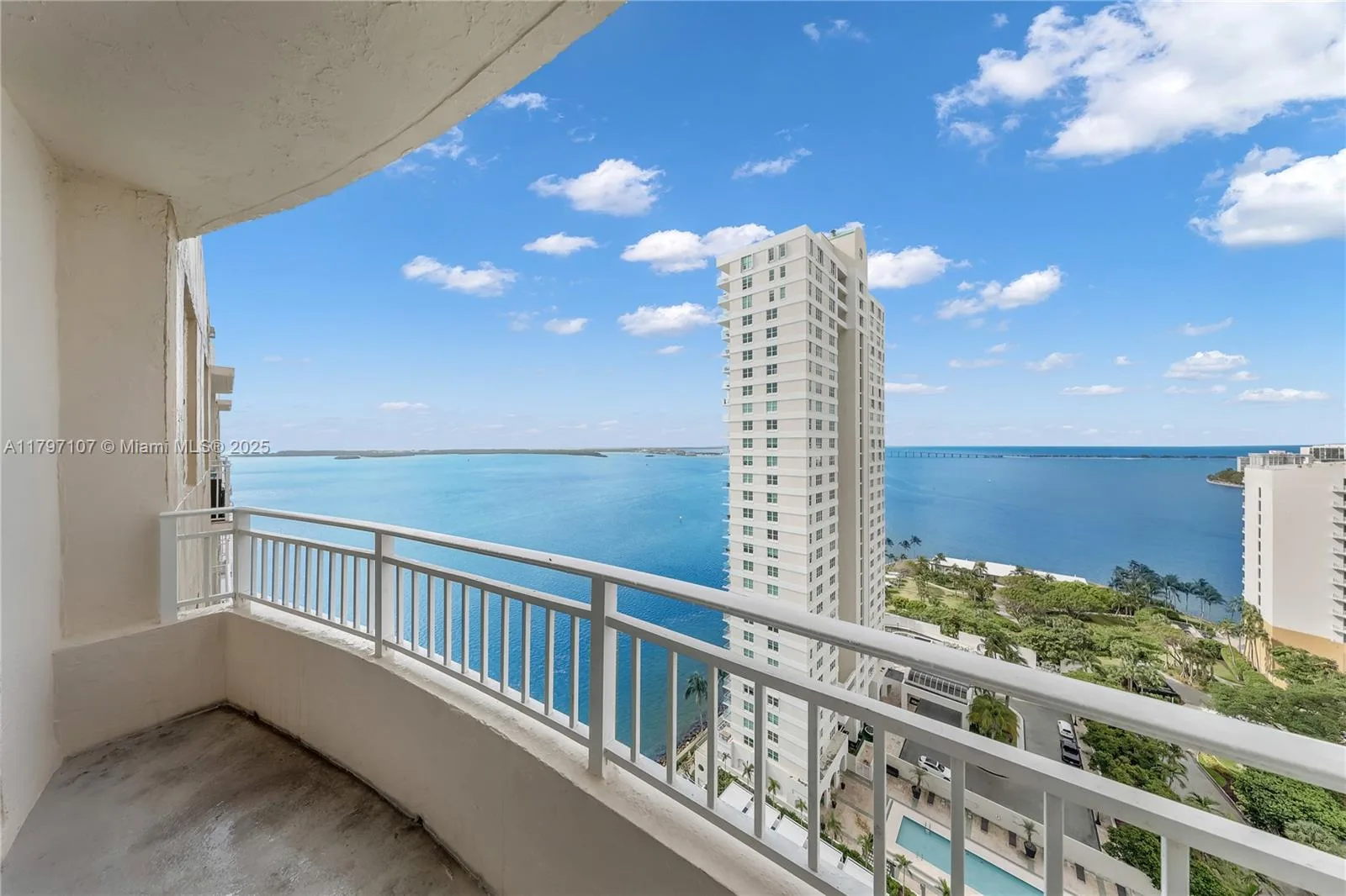 770 Claughton Island Dr # PH-26, Miami, FL 33131 photo 8