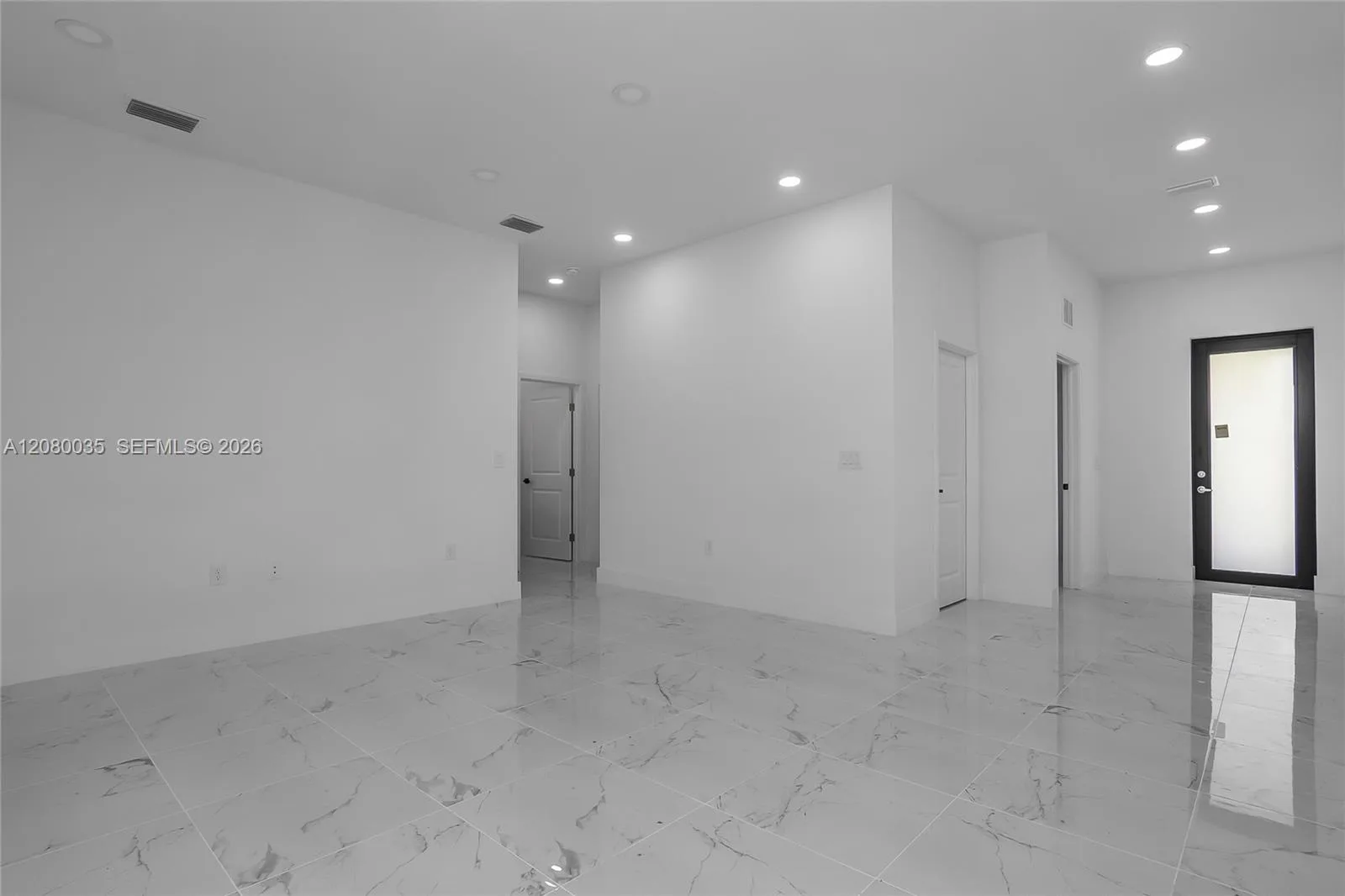2035 NE 9th Ave, Cape Coral, FL 33909 photo 6