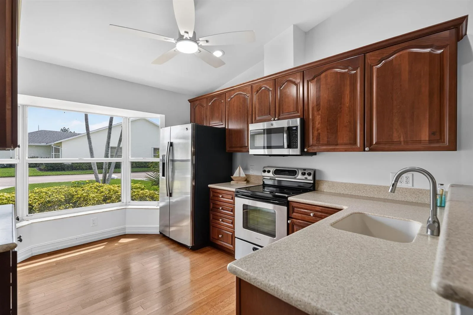 10924 SE STONEHILL Lane, Hobe Sound, FL 33455 photo 7