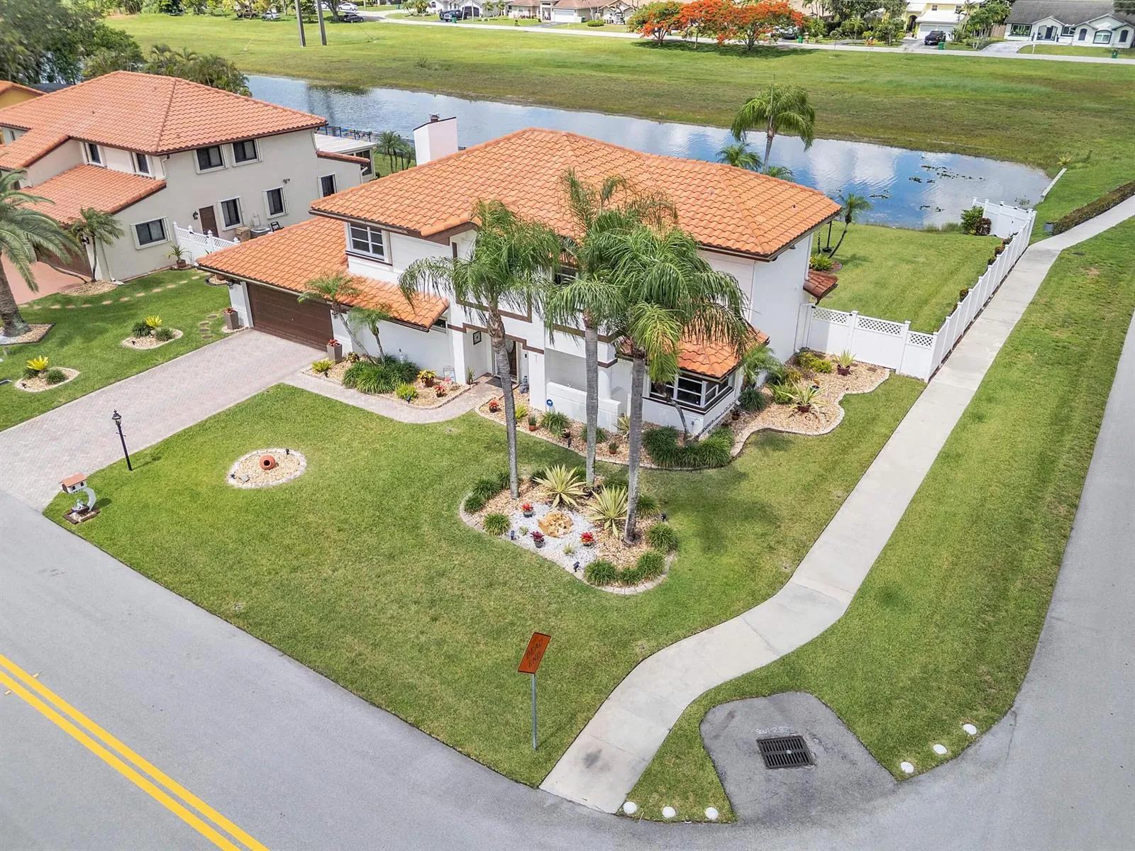 6431 Olde Moat Way, Davie, FL 33331 photo 7