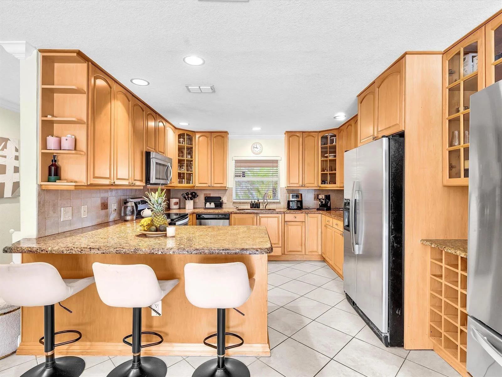 11 FOREST HILLS Lane, Boca Raton, FL 33431 photo 4