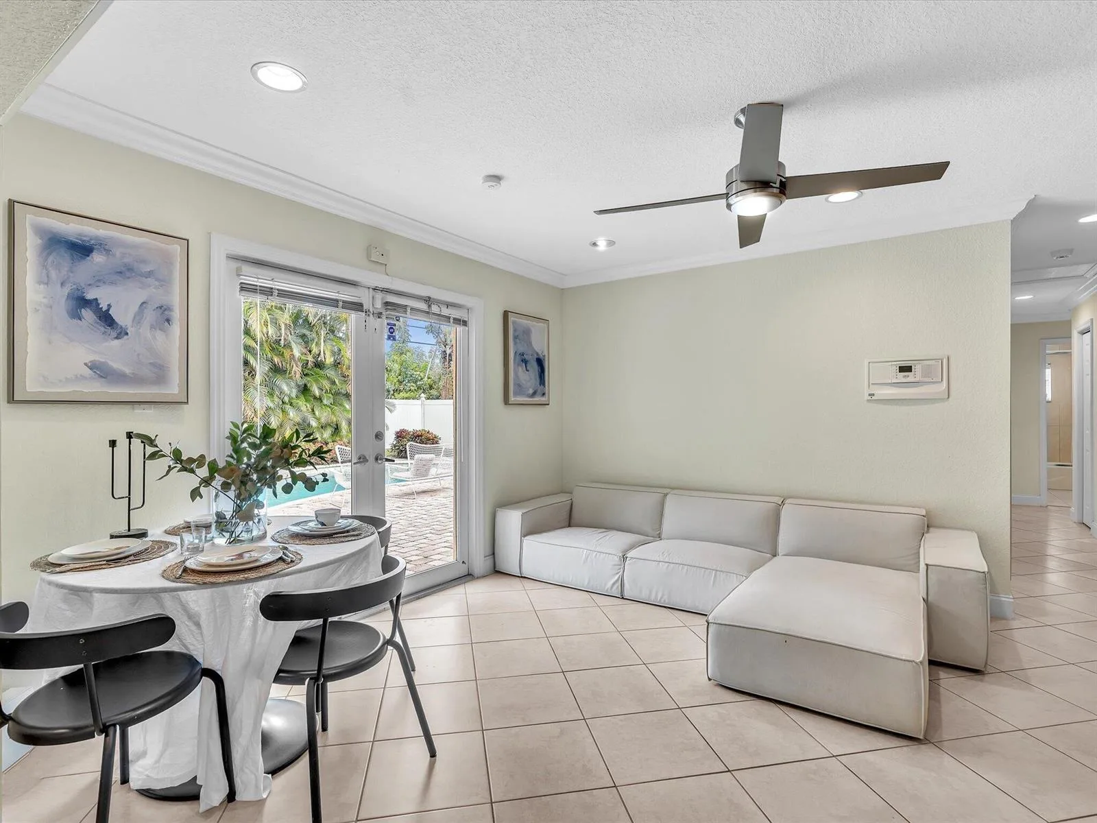 11 FOREST HILLS Lane, Boca Raton, FL 33431 photo 6