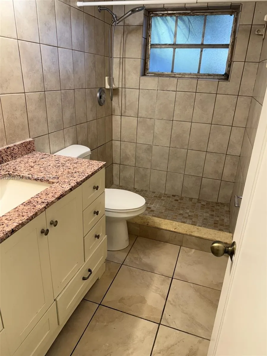 4855 University Dr # 4855, Coral Gables, FL 33146 photo 12
