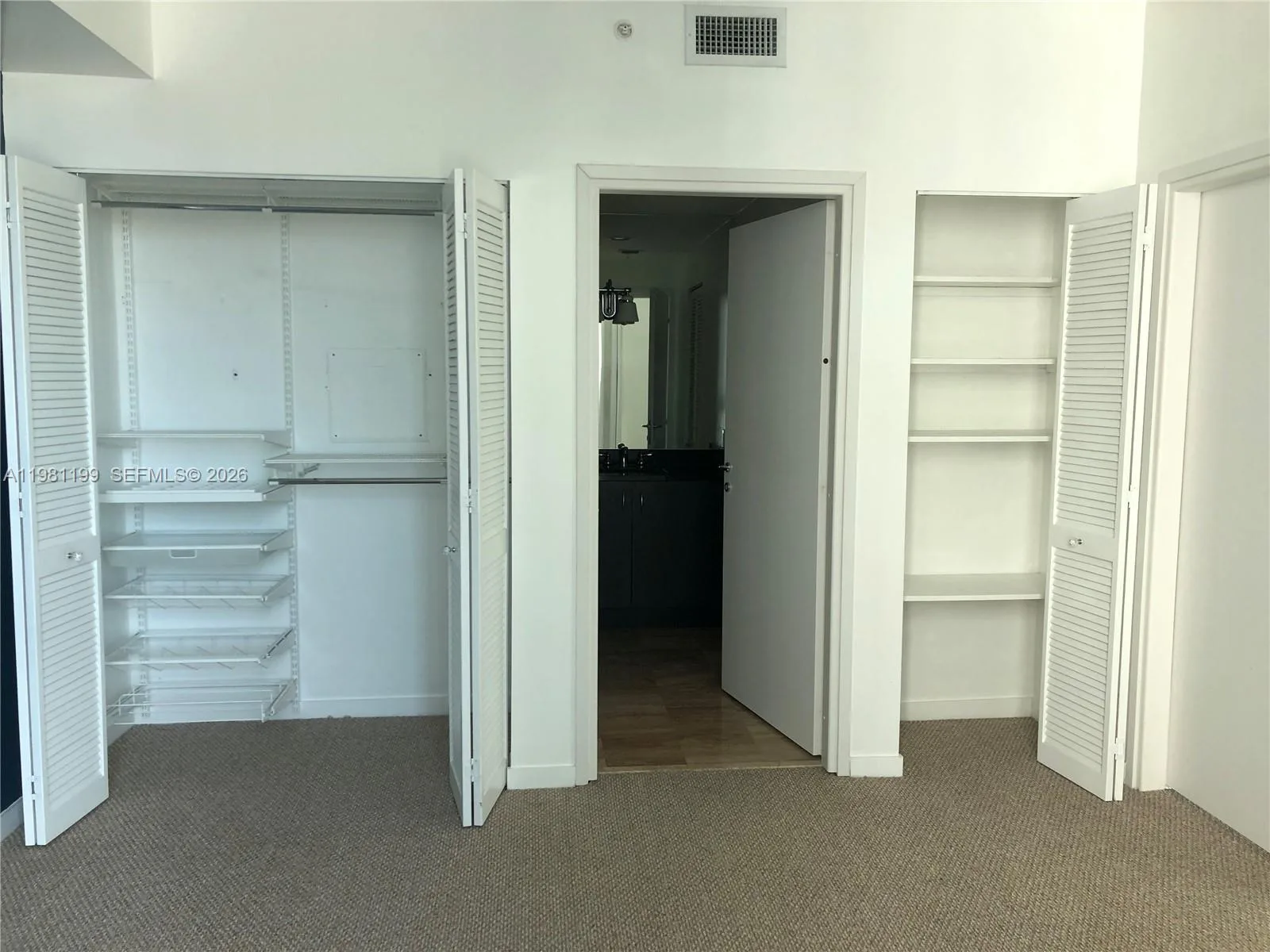 300 S Biscayne Blvd # 2703, Miami, FL 33131 photo 11