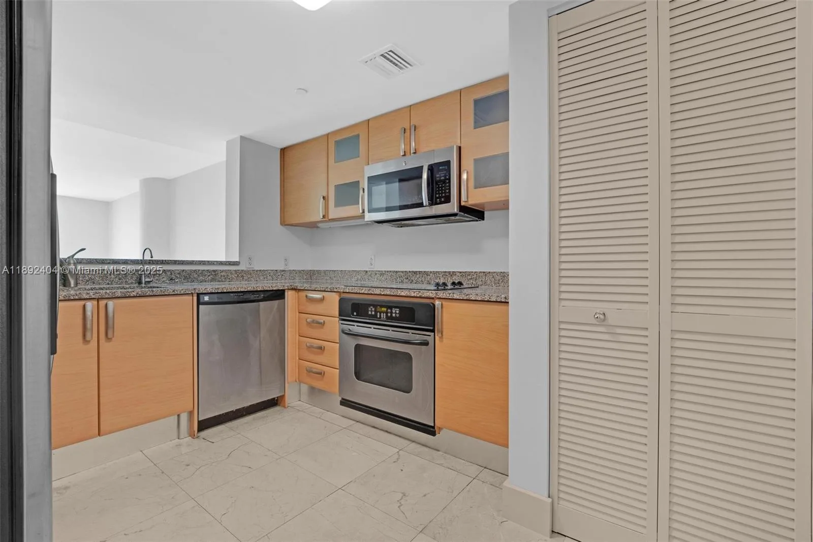 2101 Brickell Ave # 1706, Miami, FL 33129 photo 7