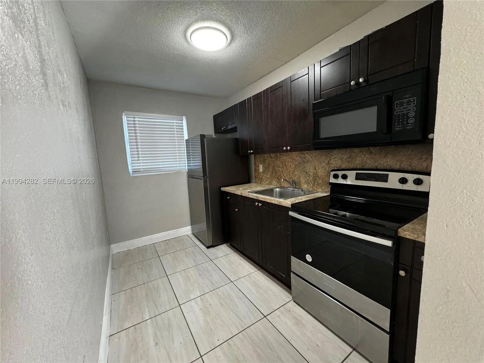 1940 Washington Ave # 11, Opa-Locka, FL 33054