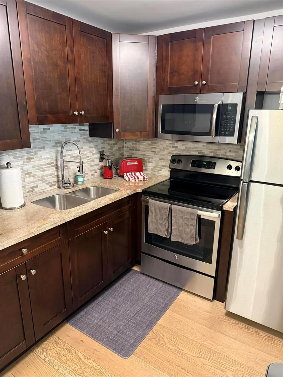 2920 Cynthia Lane # 107, FL 33461