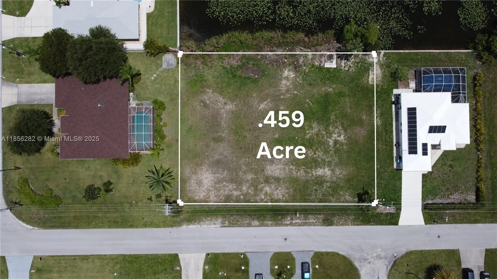 429 SE 7th St, Cape Coral, FL 33990 photo 2