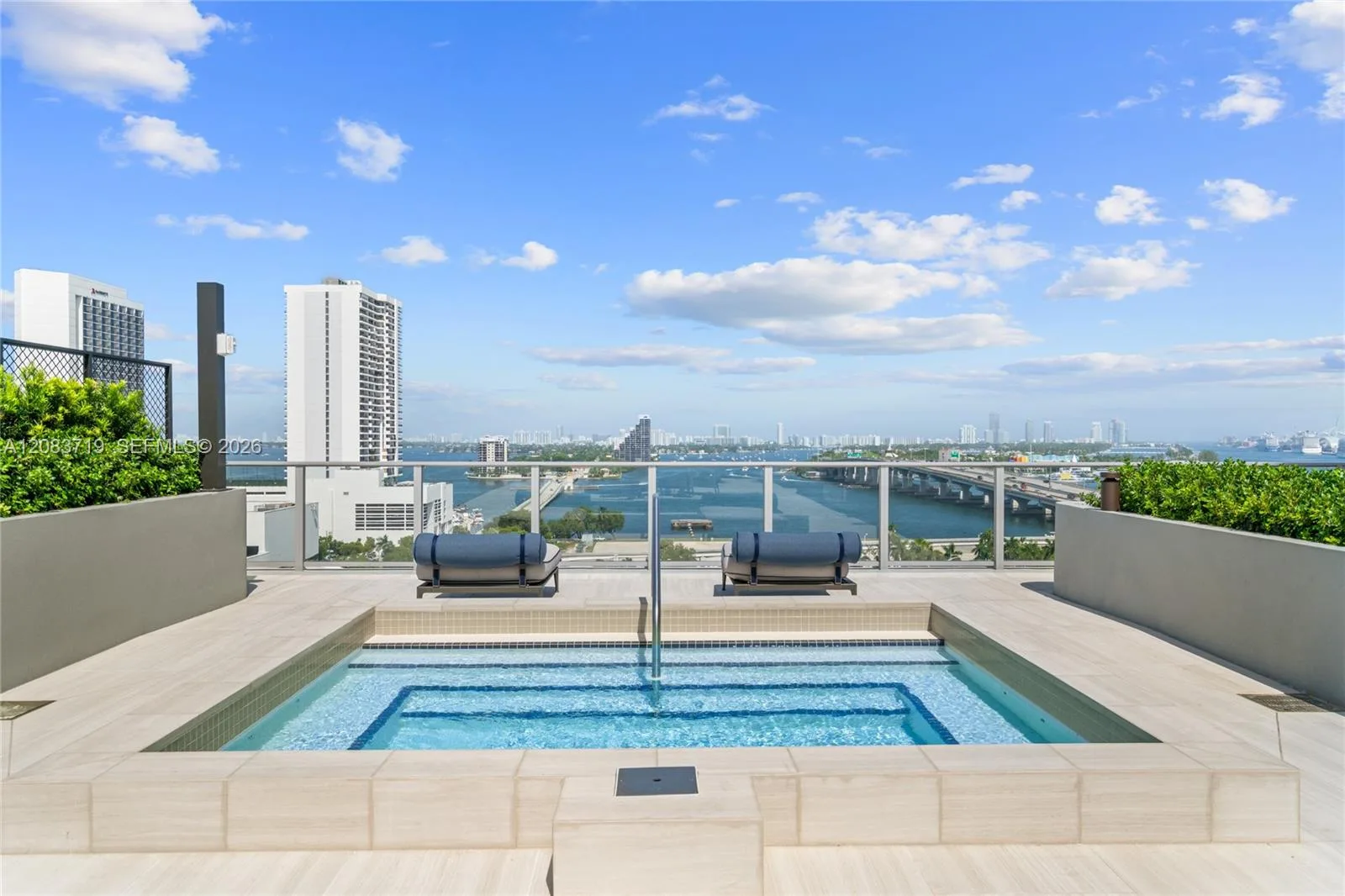 1400 biscayne blvd # 4106, Miami, FL 33132