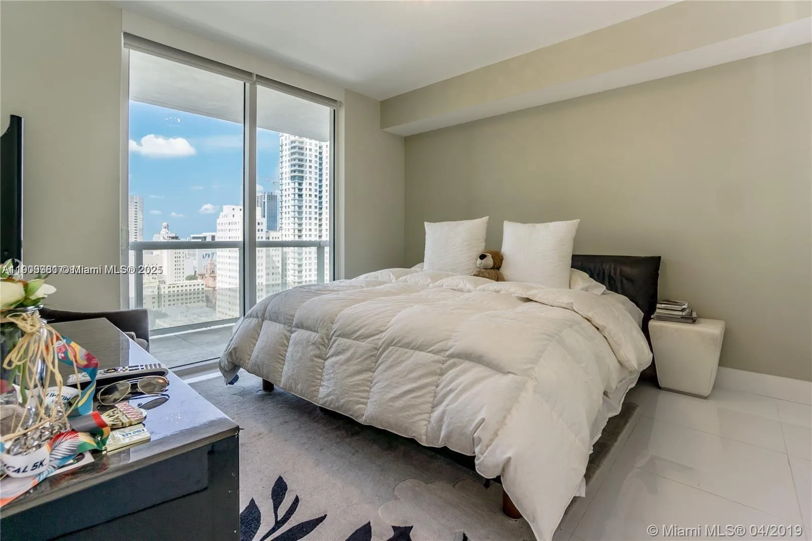 50 Biscayne Blvd # 1807, Miami, FL 33132 photo 5