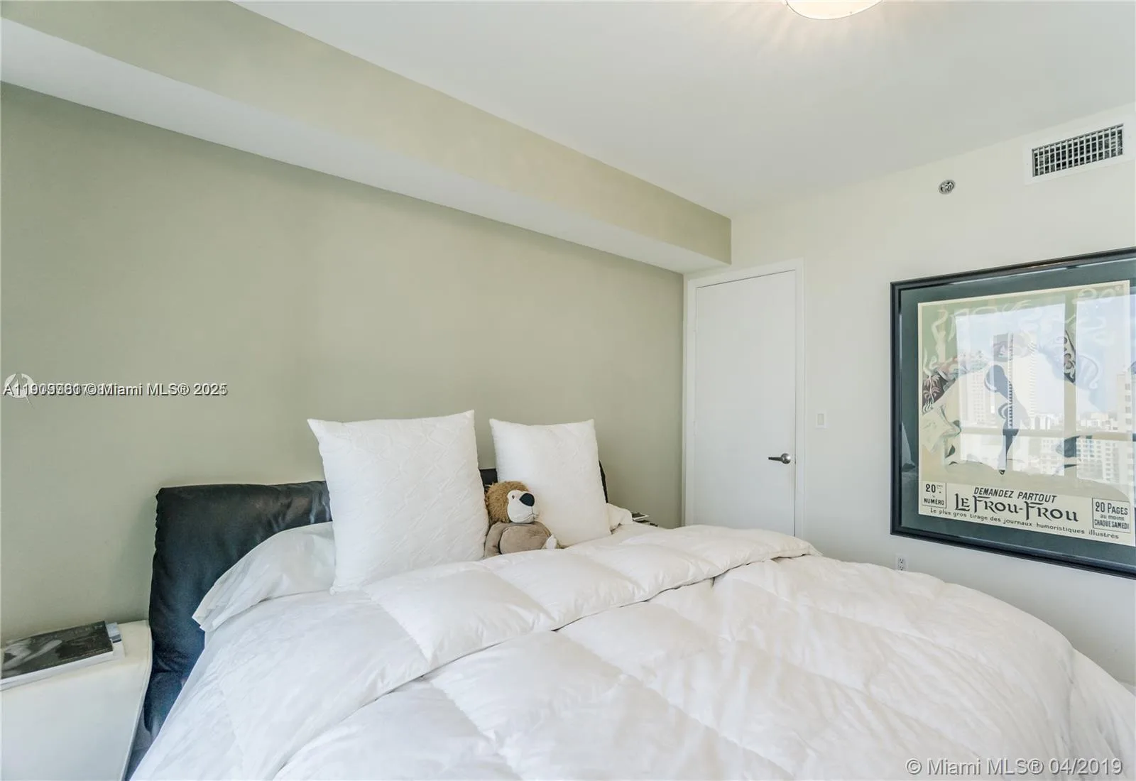50 Biscayne Blvd # 1807, Miami, FL 33132 photo 6
