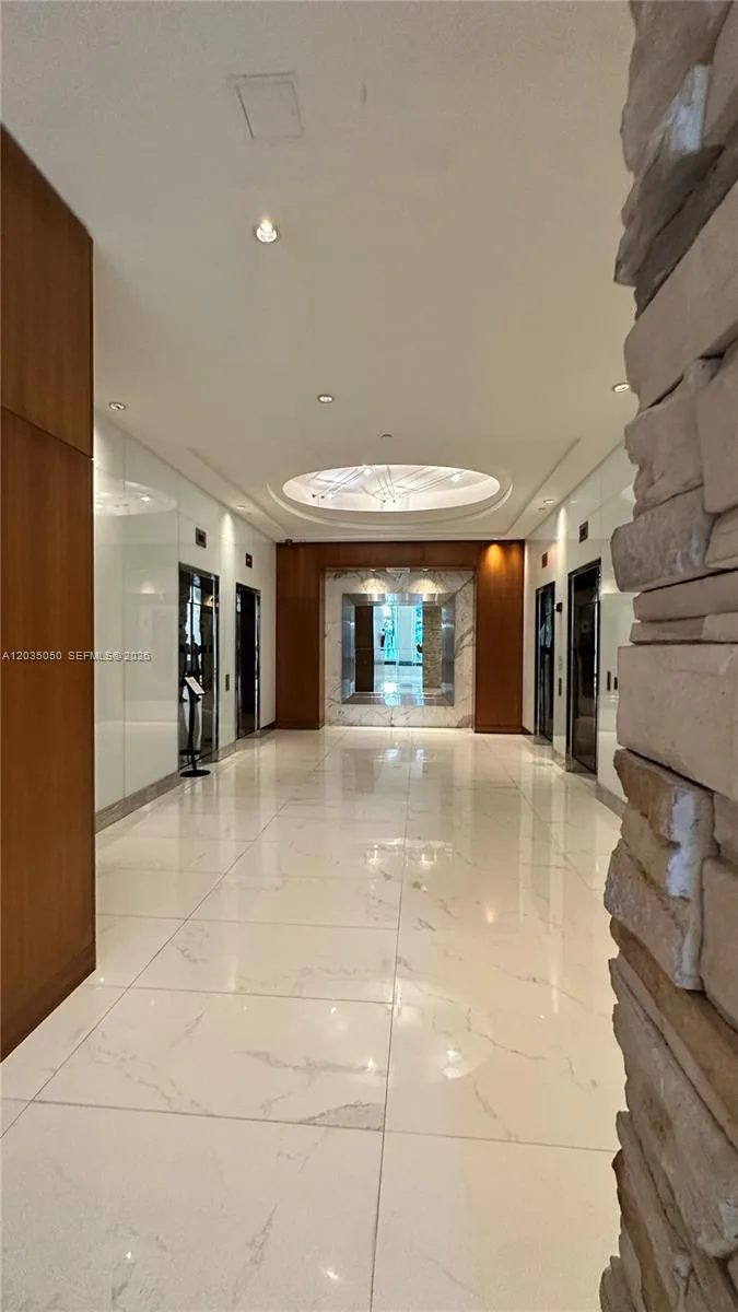 41 SE 5th St # 1104, Miami, FL 33131 — zdjęcie 5