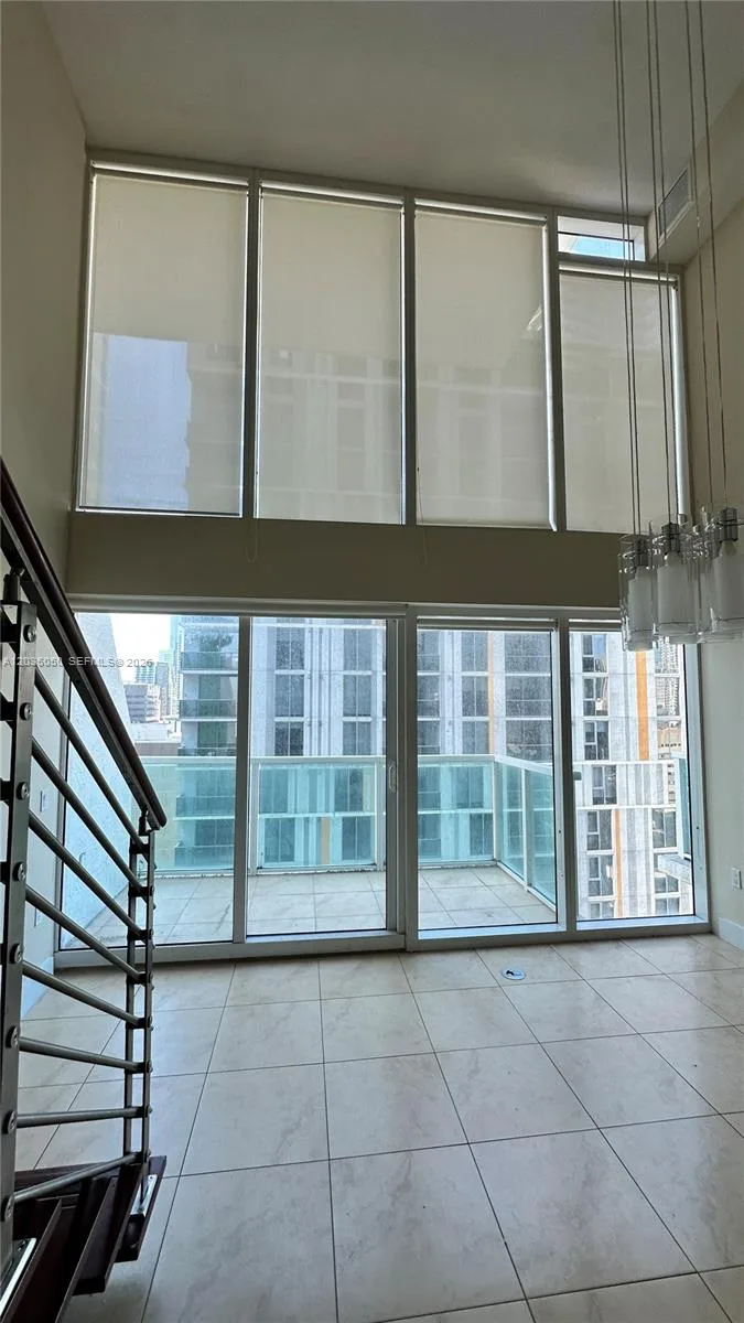 41 SE 5th St # 1104, Miami, FL 33131 photo 9