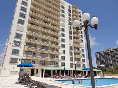 10185 Collins Ave # PH02, Bal Harbour, FL 33154 photo 4