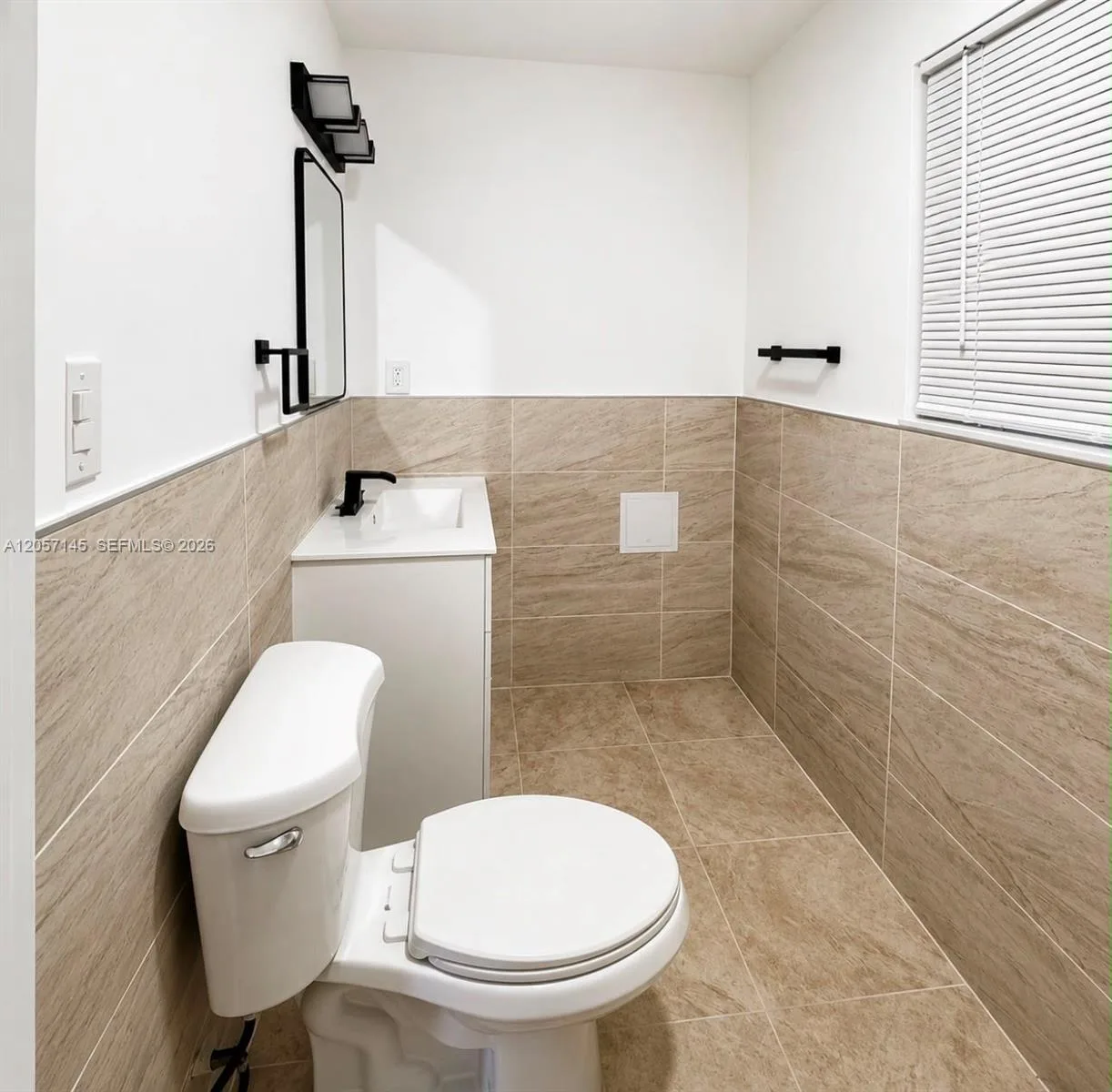 1461 NE 56th St # 1-3, Fort Lauderdale, FL 33334 photo 5