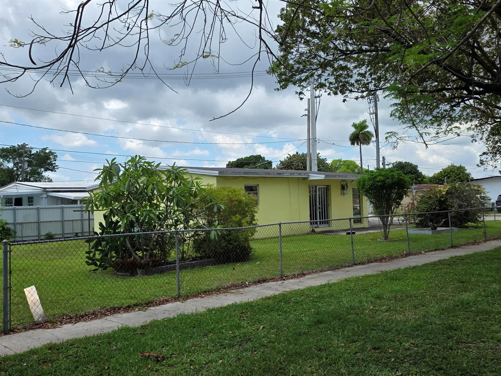 6495 W 2nd Court, Hialeah, FL 33012
