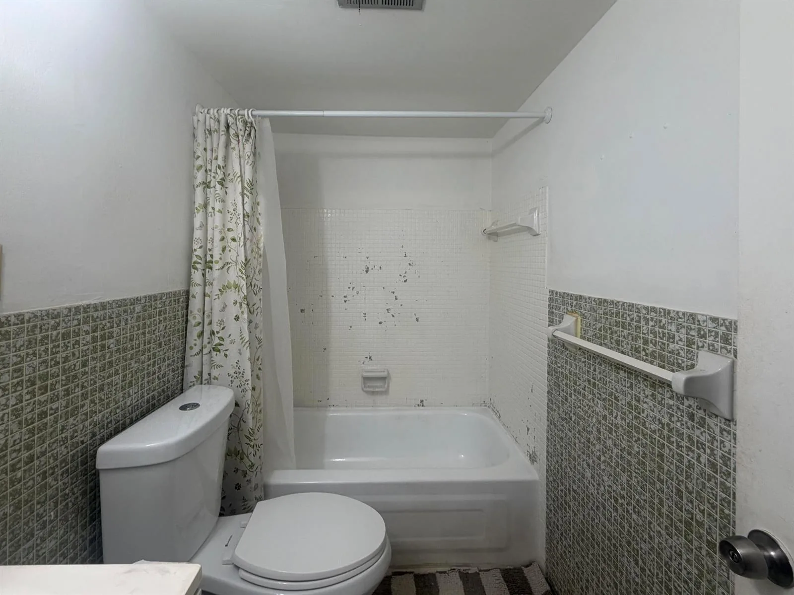 20210 NE 2ND Avenue # V14, Miami Gardens, FL 33179 photo 10
