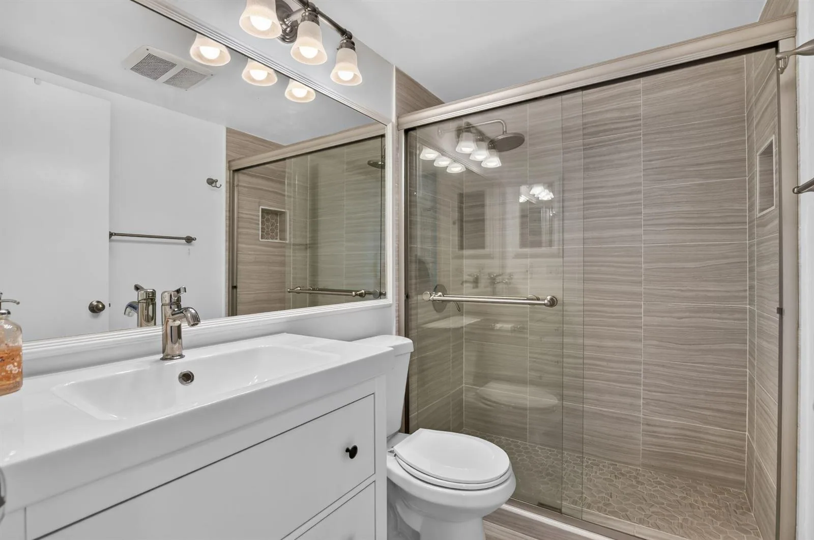4025 Guildford # B - 4025, Boca Raton, FL 33434 photo 6