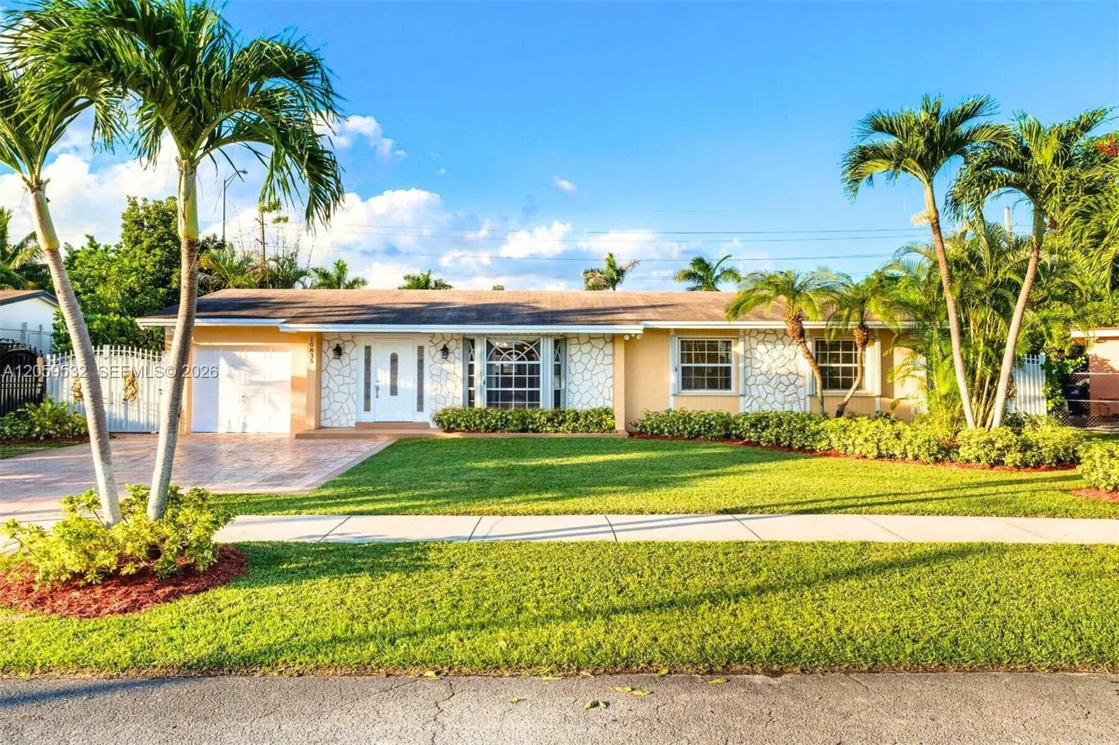 10835 SW 152nd Ter, Miami, FL 33157
