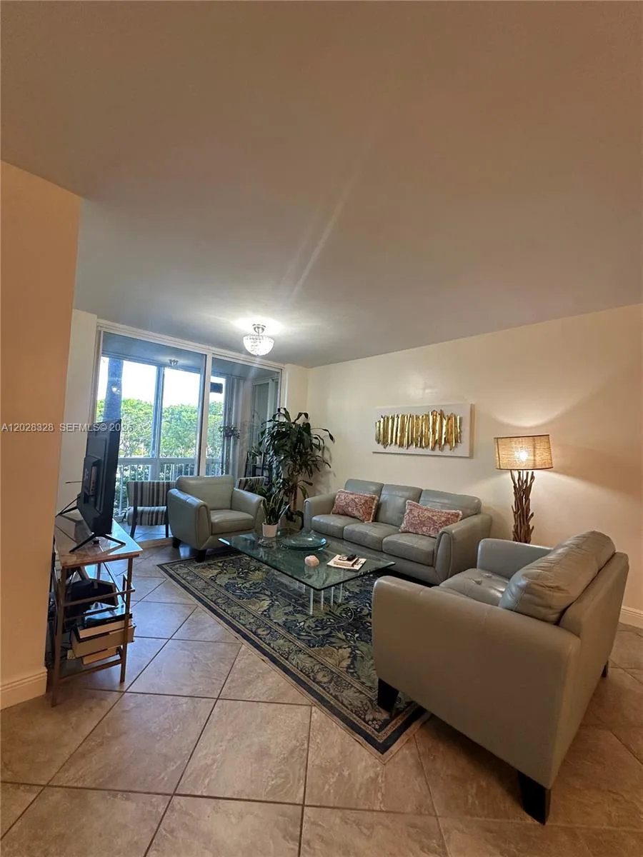 9755 NW 52nd St # 219, Doral, FL 33178 photo 4