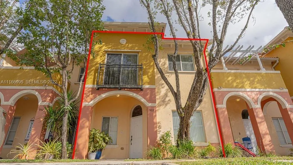 903 N SANTA CATALINA Circle, North Lauderdale, FL 33068