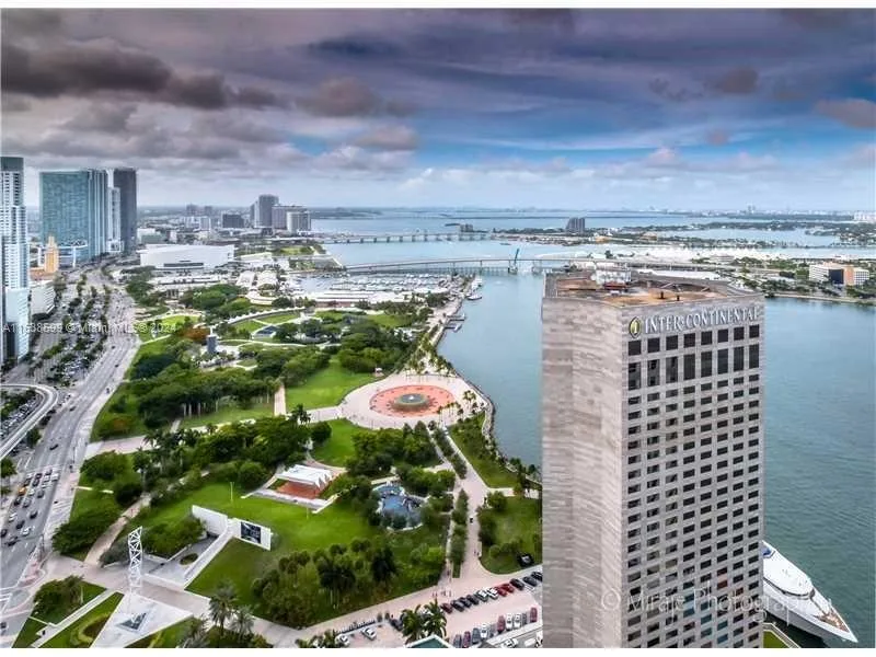 One Miami Unit UPH22 at 325 S Biscayne Blvd # UPH22, Miami, FL 33131 — photo 1