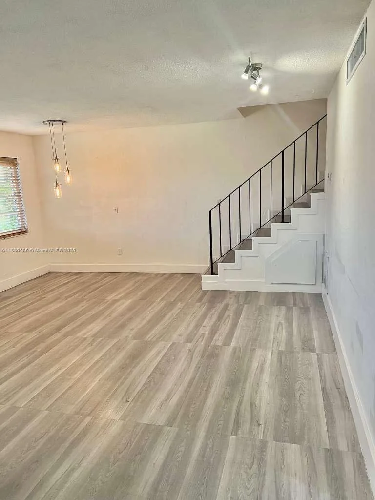 1300 W 53rd St # 18, Hialeah, FL 33012 photo 12