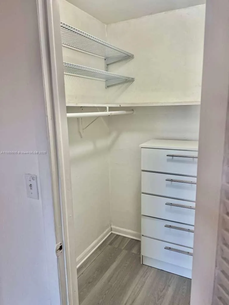 1300 W 53rd St # 18, Hialeah, FL 33012 photo 13