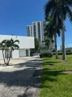 3620 NE Miami Pl, Miami, FL 33137