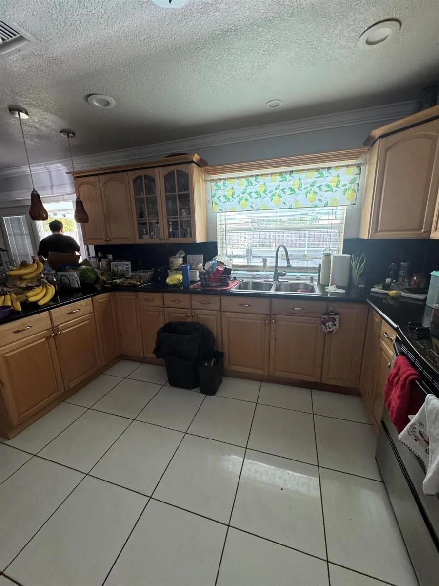 6280 SW 4th Street, Margate, FL 33068 photo 5