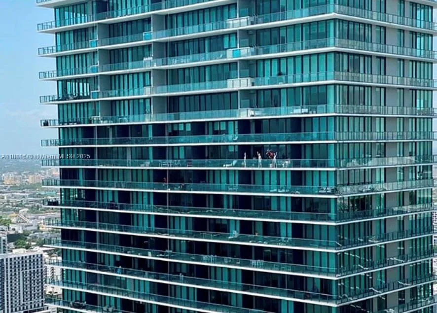 3131 NE 7th Ave # 1702, Miami, FL 33137