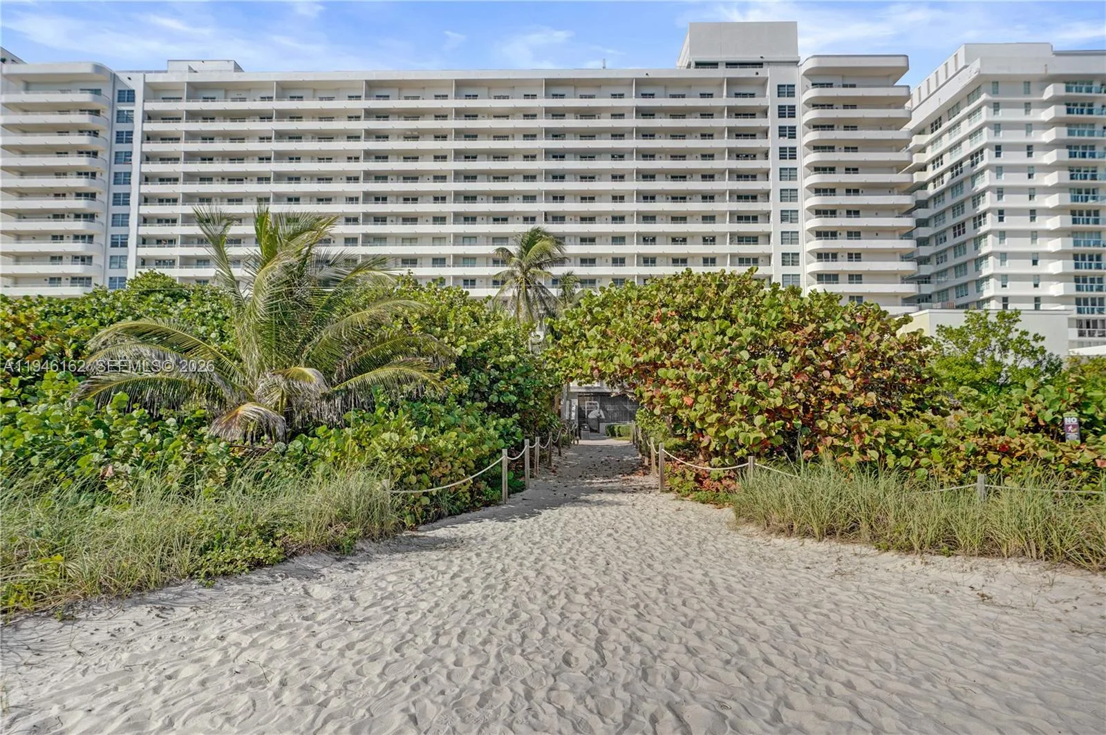5555 Collins Ave # 14L, Miami Beach, FL 33140