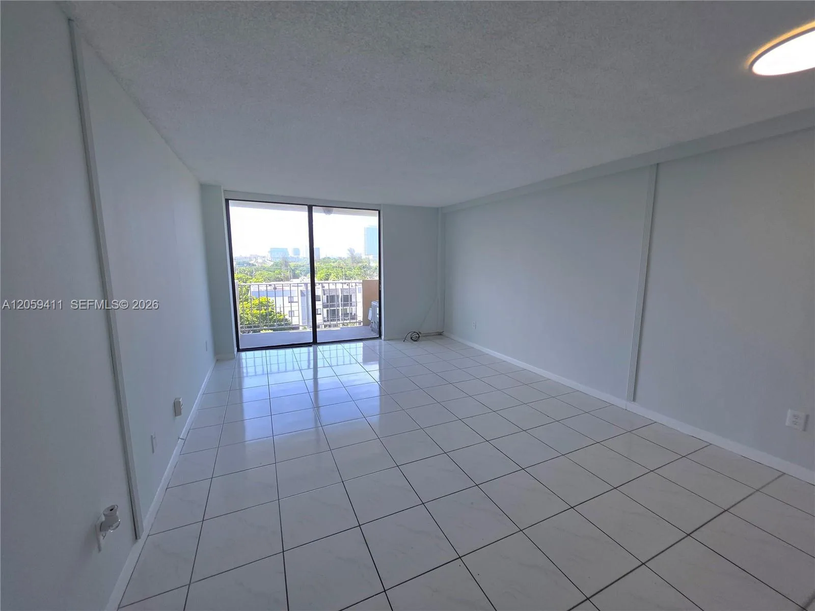 2350 NE 135th St # 602, North Miami, FL 33181