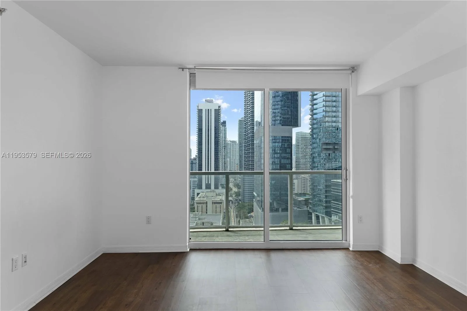 55 SE 6th St # 2606, Miami, FL 33131 photo 11