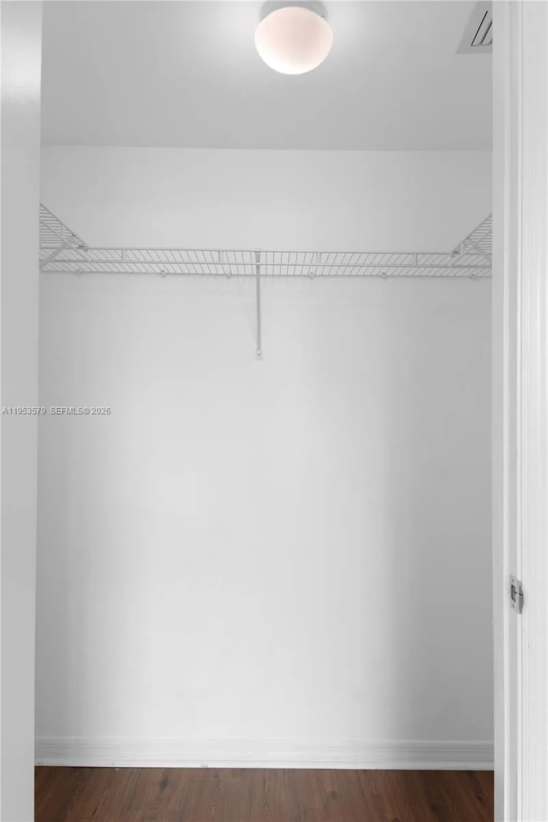 55 SE 6th St # 2606, Miami, FL 33131 photo 12