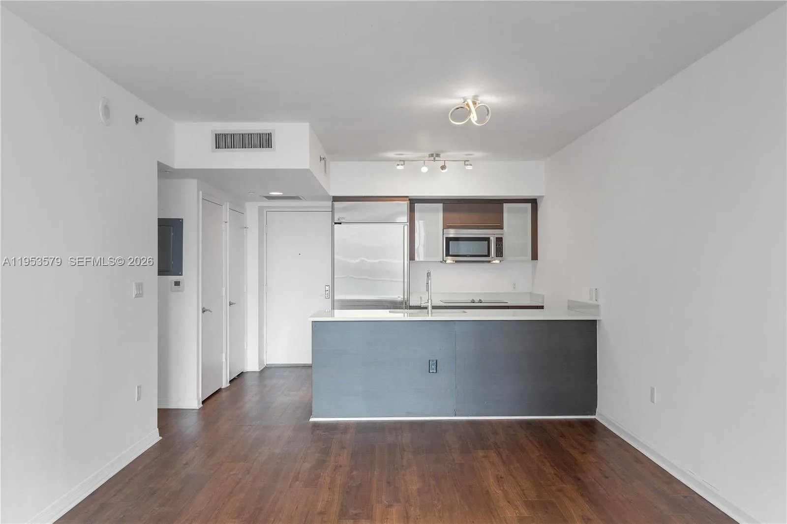 55 SE 6th St # 2606, Miami, FL 33131 photo 3