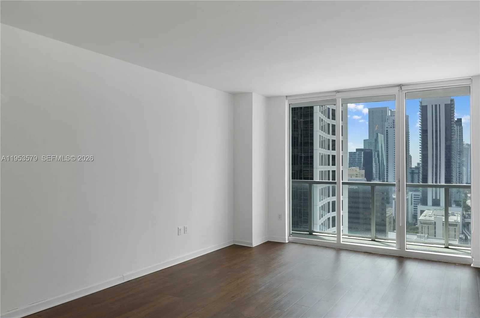 55 SE 6th St # 2606, Miami, FL 33131 photo 5