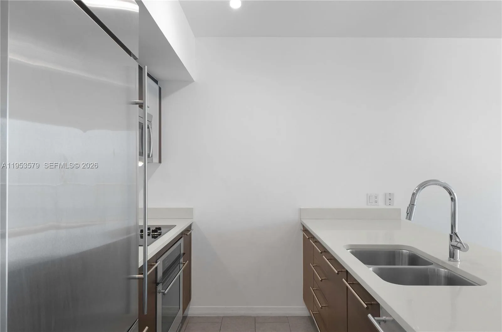 55 SE 6th St # 2606, Miami, FL 33131 photo 6
