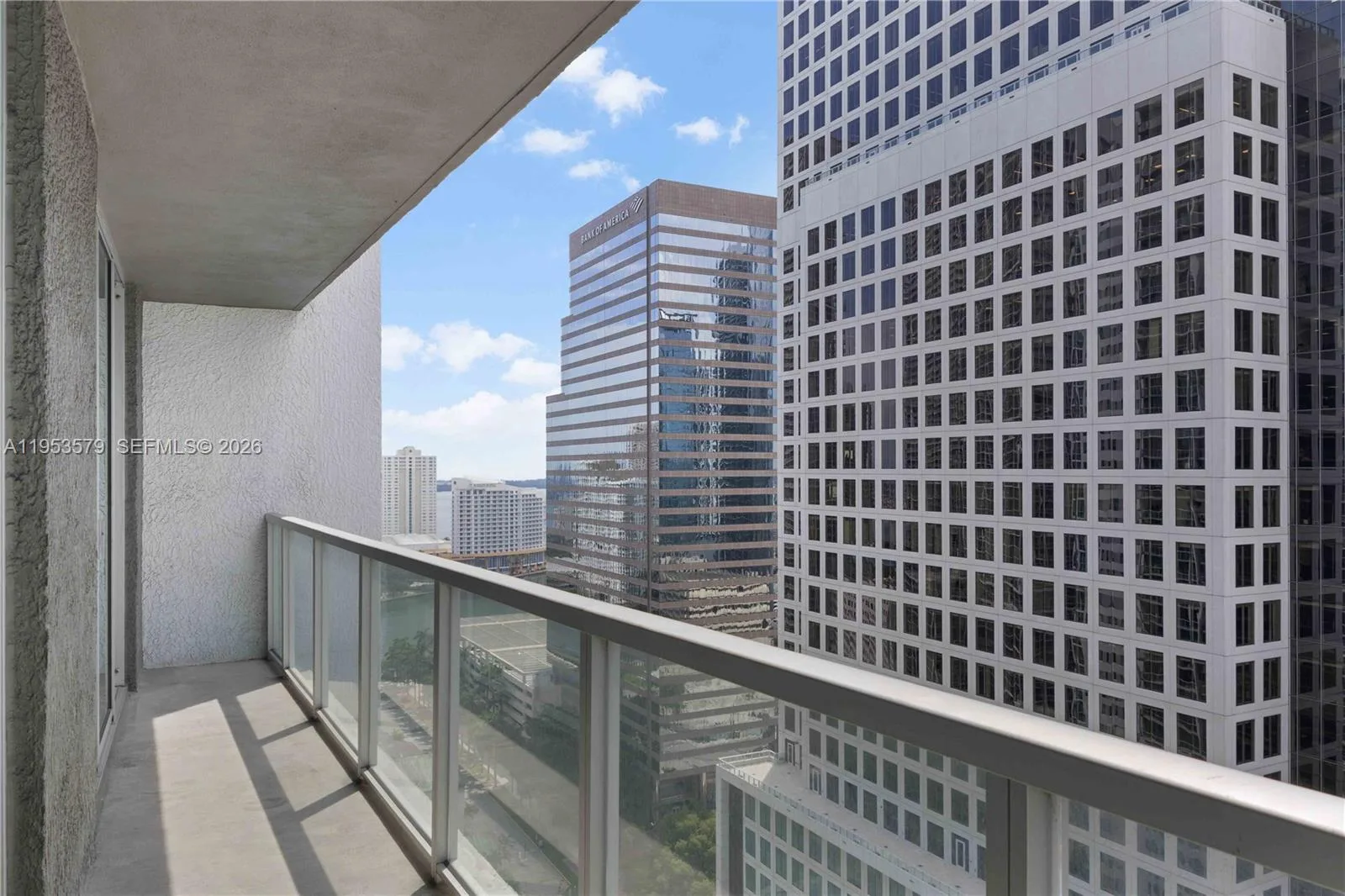 55 SE 6th St # 2606, Miami, FL 33131 photo 8