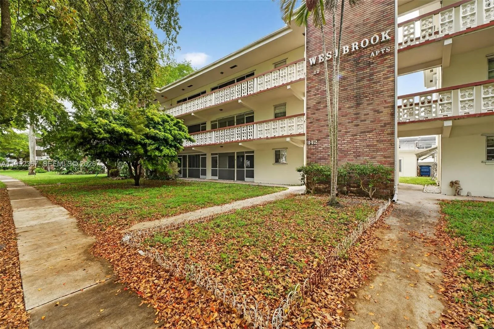 412 S Luna Ct # 11, Hollywood, FL 33021 — zdjęcie 2